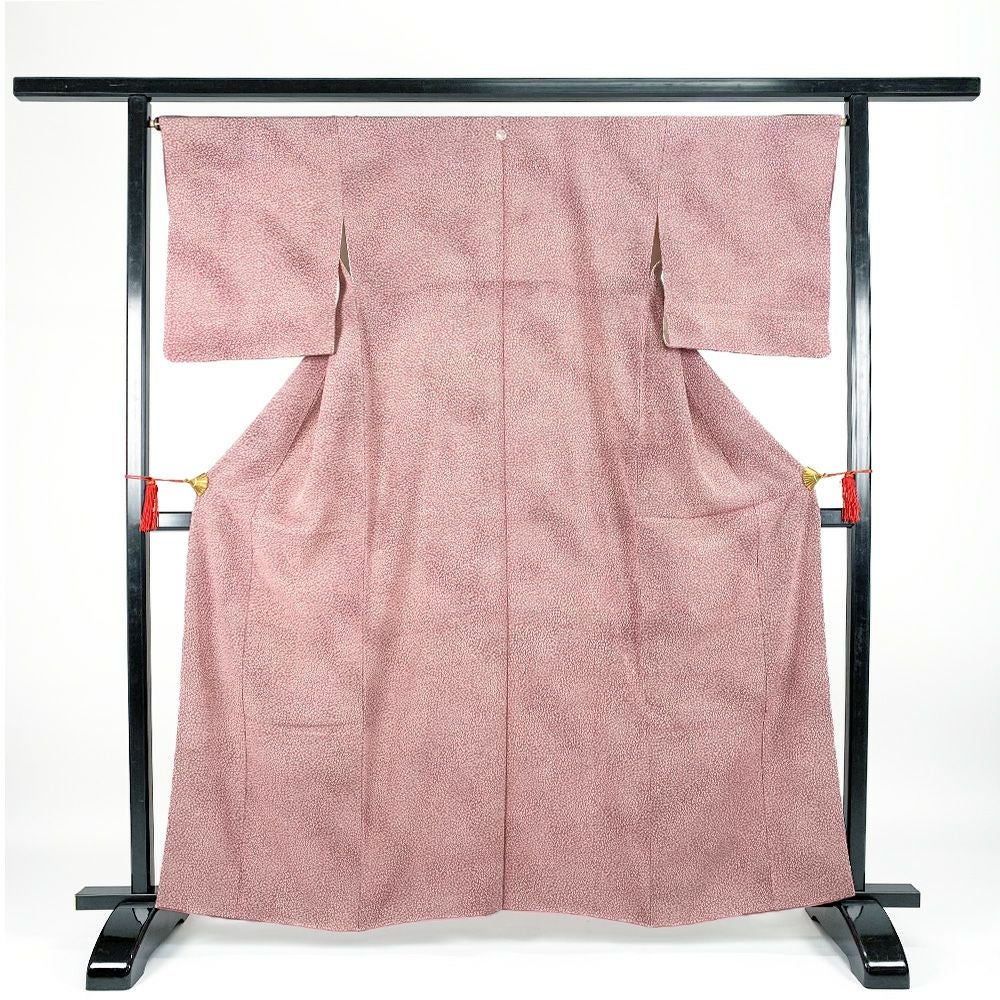 中古）江戸小紋 ピンク地 総柄 小花 桜 花びら 伊勢型 背紋 袷 S【身丈