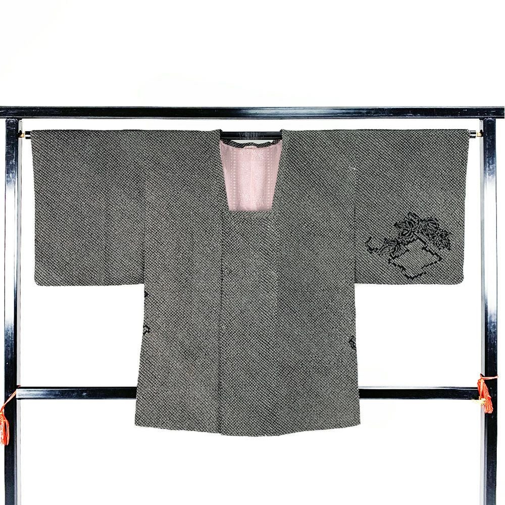 中古）道行コート 黒 袷 絞り 蔦 モノトーン クール【身丈】83.5cm【裄