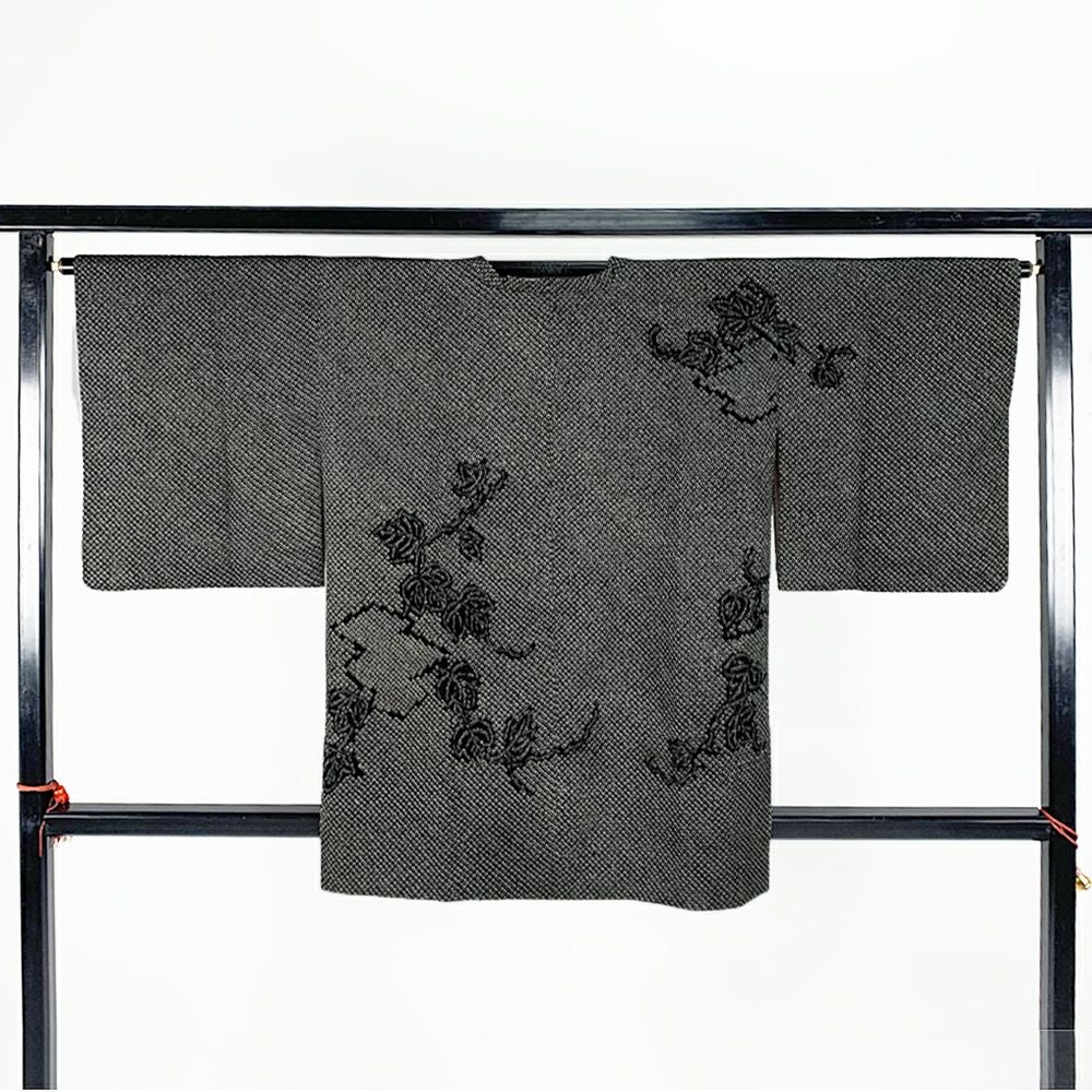 中古）道行コート 黒 袷 絞り 蔦 モノトーン クール【身丈】83.5cm【裄