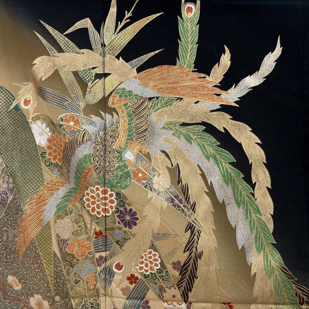 中古）黒留袖 黒 フォーマル 金彩 ラメ 鳳凰 笹柄に四季花 ぼかし