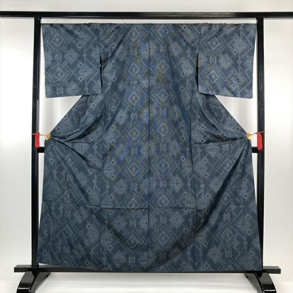 中古） 大島紬 黒 カジュアル 仏閣 エ霞 袷 S【身丈】158.5cm【裄丈