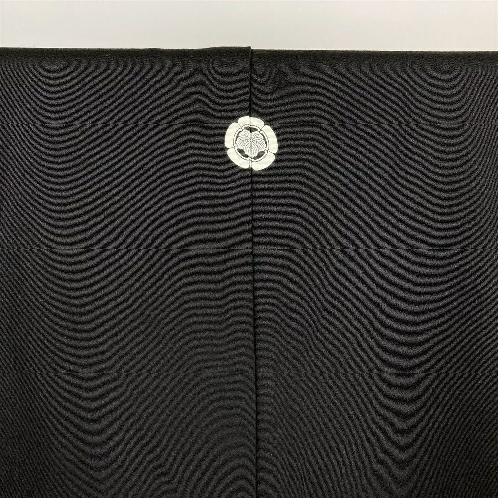 中古）黒留袖 黒 フォーマル ちりめん 五つ紋 総刺繍 文箱 扇 霞 牡丹