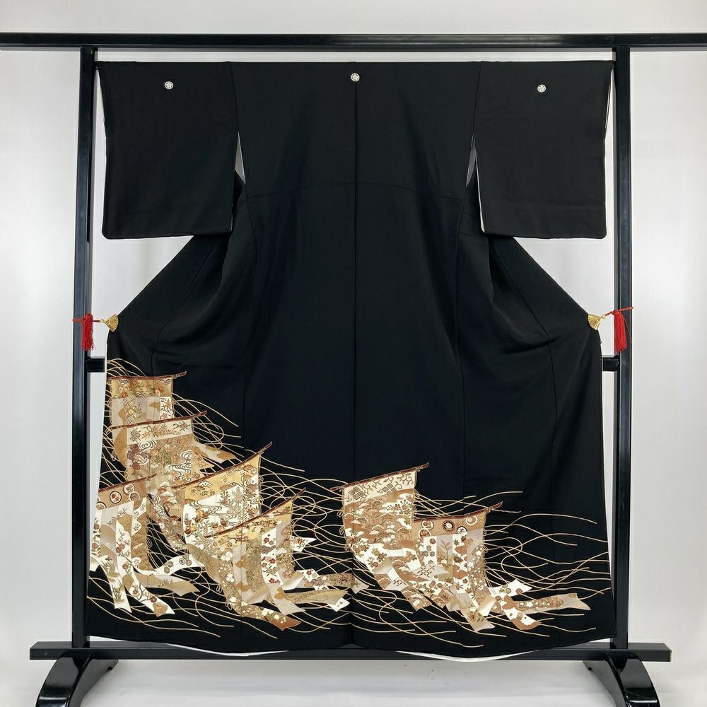 中古） 黒留袖 黒色 フォーマル ちりめん 染め金彩 刺繍 熨斗 袷 絹