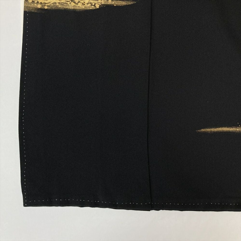 中古）黒留袖 黒 フォーマル 五つ紋 ちりめん 金彩 金糸 色糸 刺繍 花
