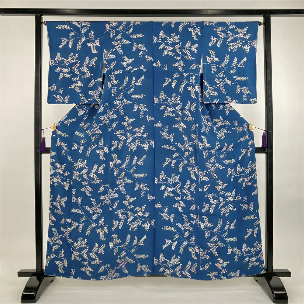 中古） 小紋 青 カジュアル 縮緬 陶器文様 袷 絹 【身丈】158cm【裄丈