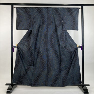 中古） 大島紬 紺 カジュアル 雲に花の丸文様 袷 絹 【身丈】159cm【裄 