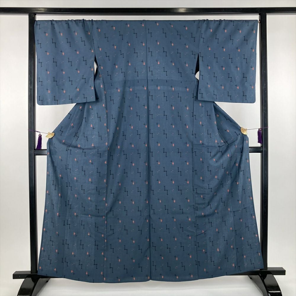 中古） 単衣小紋 藤色 紫 カジュアル 地紋織り 縫い取り 菱に四季花