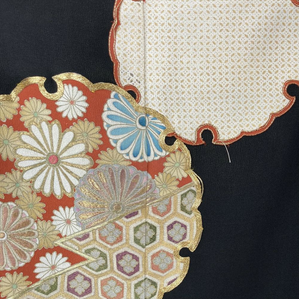 中古）黒留袖 黒色 フォーマル 刺繍 金彩 雪輪 吉祥文 袷 SS【身丈