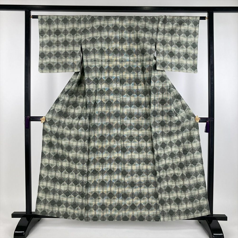 紬 身丈156cm 裄丈67cm 正絹 秀品 【中古】 中古） 単衣紬 白 赤 カジュアル 織り 椿 ひとえ S【身丈】156cm【裄丈