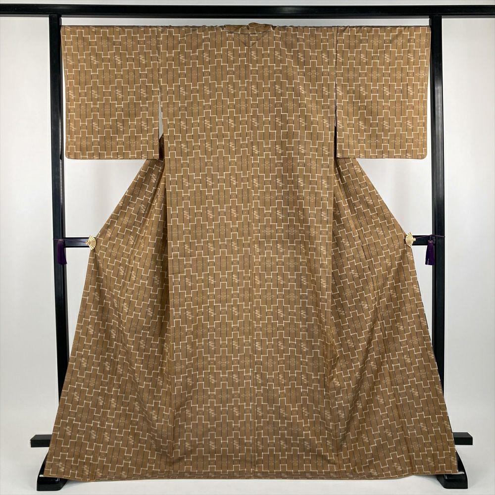 中古）本場琉球絣 紬 茶色 カジュアル 手織り 鳥 袷【身丈】165.5cm