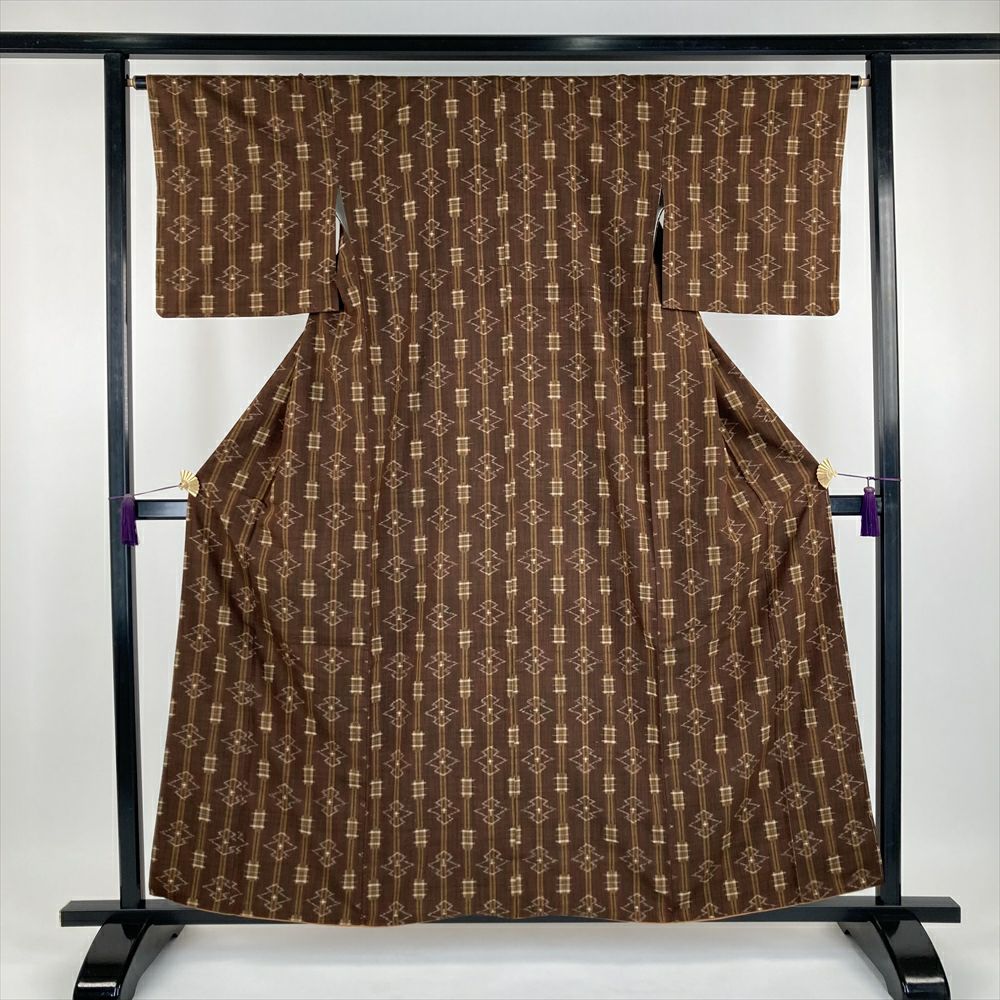 中古）本場琉球絣 紬 茶色 カジュアル 手織り 鳥 袷【身丈】155.5cm