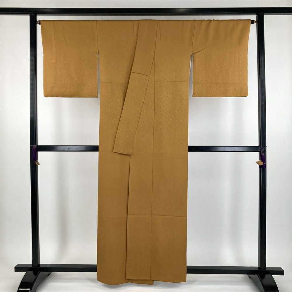 中古） 色無地 金茶 芥子 セミフォーマル 地紋織り 袷【身丈】155.5cm