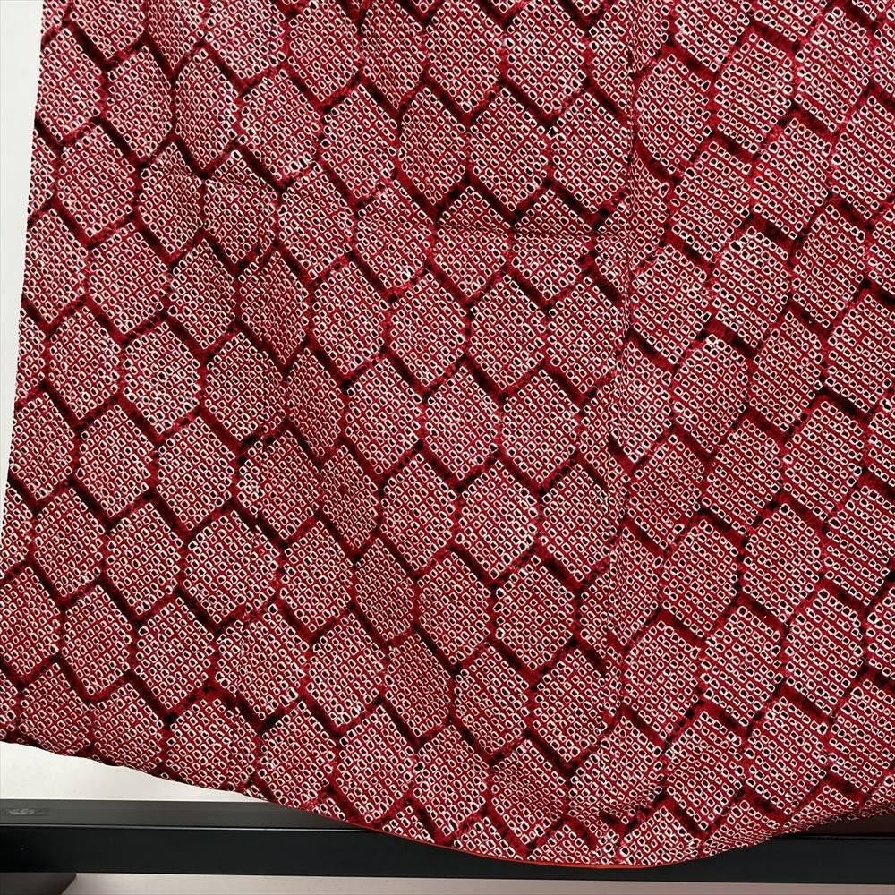 「縁」150ｃｍ～155ｃｍ ちりめん地 鹿の子絞り 小紋 正絹 KK265 中古） 訪問着 赤紫 セミフォーマル 鹿の子絞り 稲妻 袷 絹 【身丈