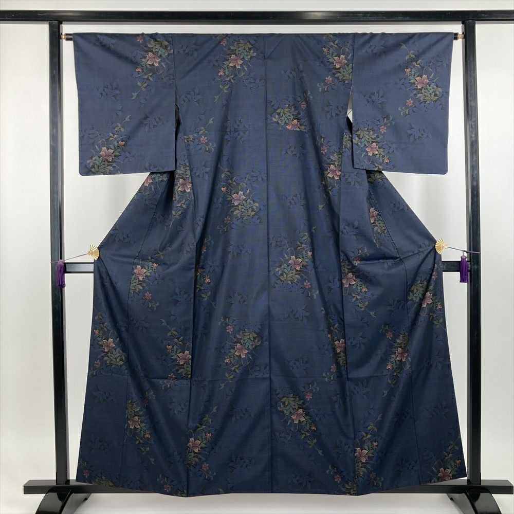 ★専用★未使用品 訪問着 大島紬 染大島 黒 葡萄 身丈161cm 正絹 お洒落 中古） 大島紬 紺 カジュアル 葡萄 袷 絹【身丈】143.5cm【裄丈】64cm