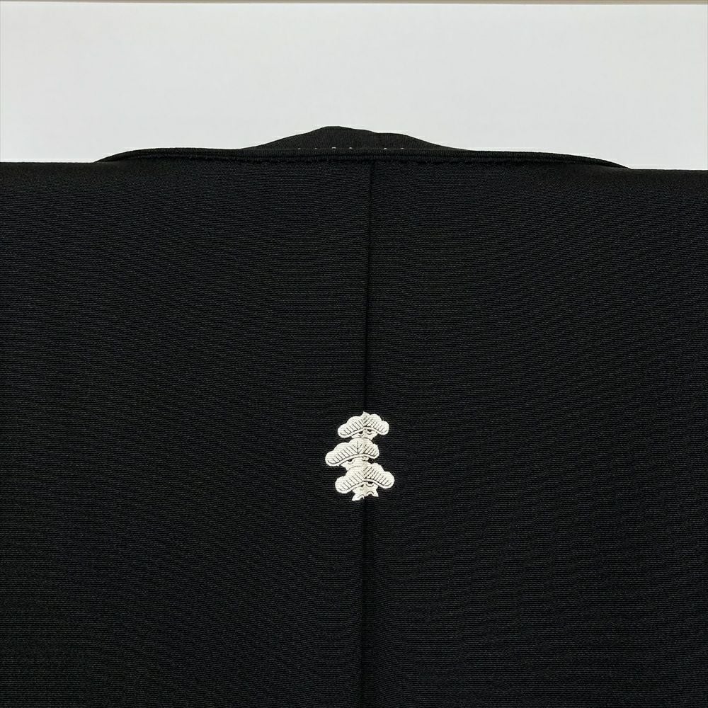 中古） 黒留袖 黒 フォーマル 刺繍 金彩 オリエンタル 袷 絹 【身丈