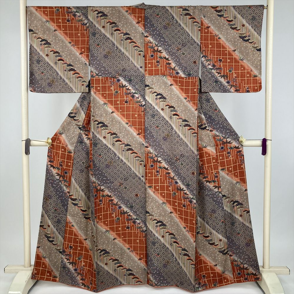 小紋 着物 中古 正絹 袷 カジュアル 地模様 名物裂文様 マルチカラー 多色 身丈165.5cm 裄67.5cm L トール きもの北條 A1069-5 小紋 着物 中古 正絹 袷 カジュアル 地模様 名物裂文様 マルチカラー