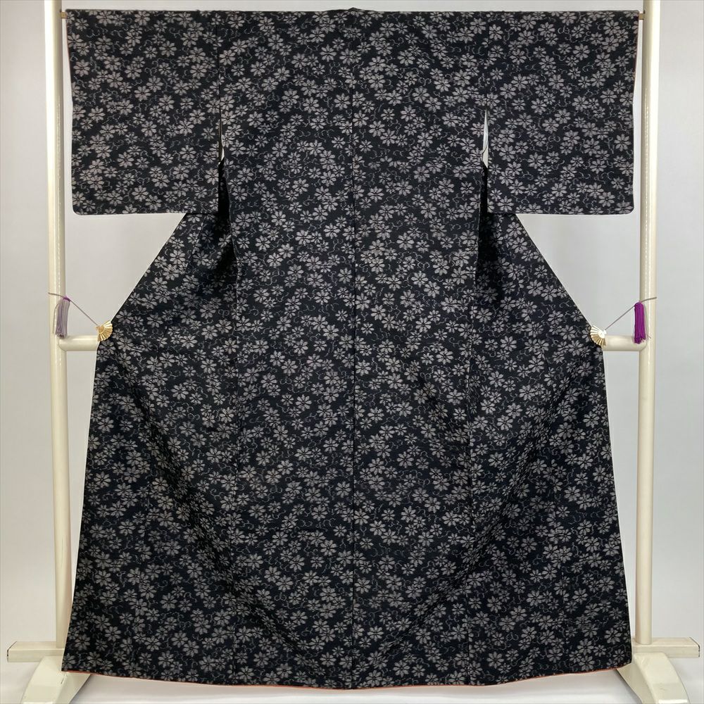 中古） 小紋 青 カジュアル 縮緬 陶器文様 袷 絹 【身丈】158cm【裄丈