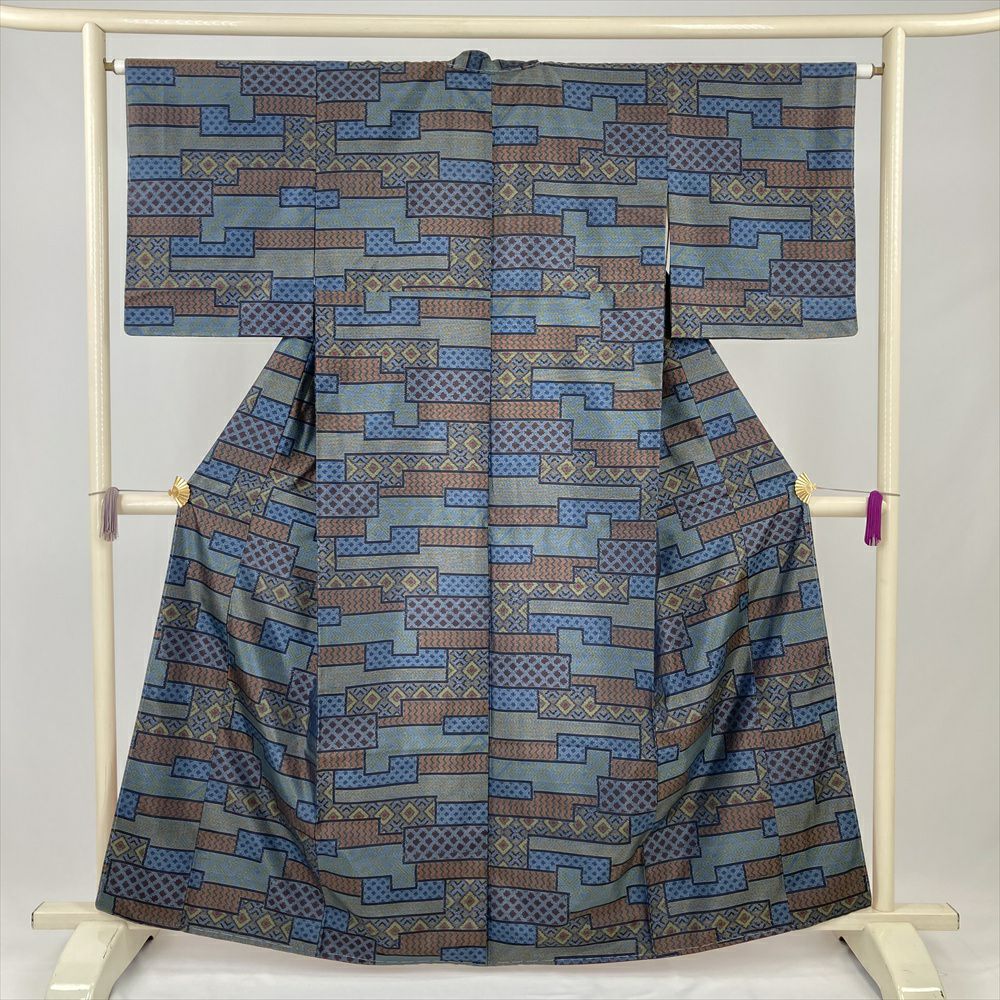 大島紬 着物 中古 正絹 袷 カジュアル ジグザグ模様 焦茶色 身丈162.5cm 裄65cm M きもの北條 A881-6 大島紬 着物 中古 正絹 袷 カジュアル ジグザグ模様 焦茶色 身丈162.5