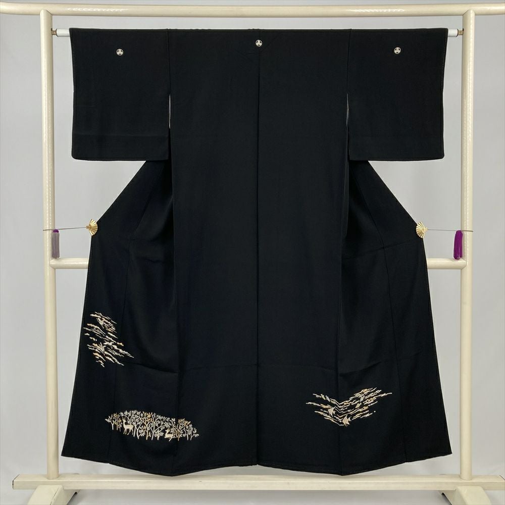 中古） 黒留袖 黒 フォーマル 刺繍 金彩 オリエンタル 袷 絹 【身丈
