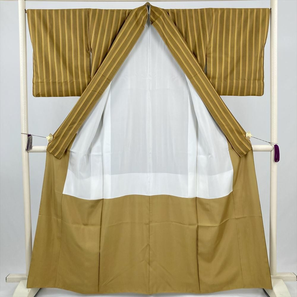 中古） 黄八丈 濃黄 カジュアル まるまなこ 袷 絹【身丈】158cm【裄丈
