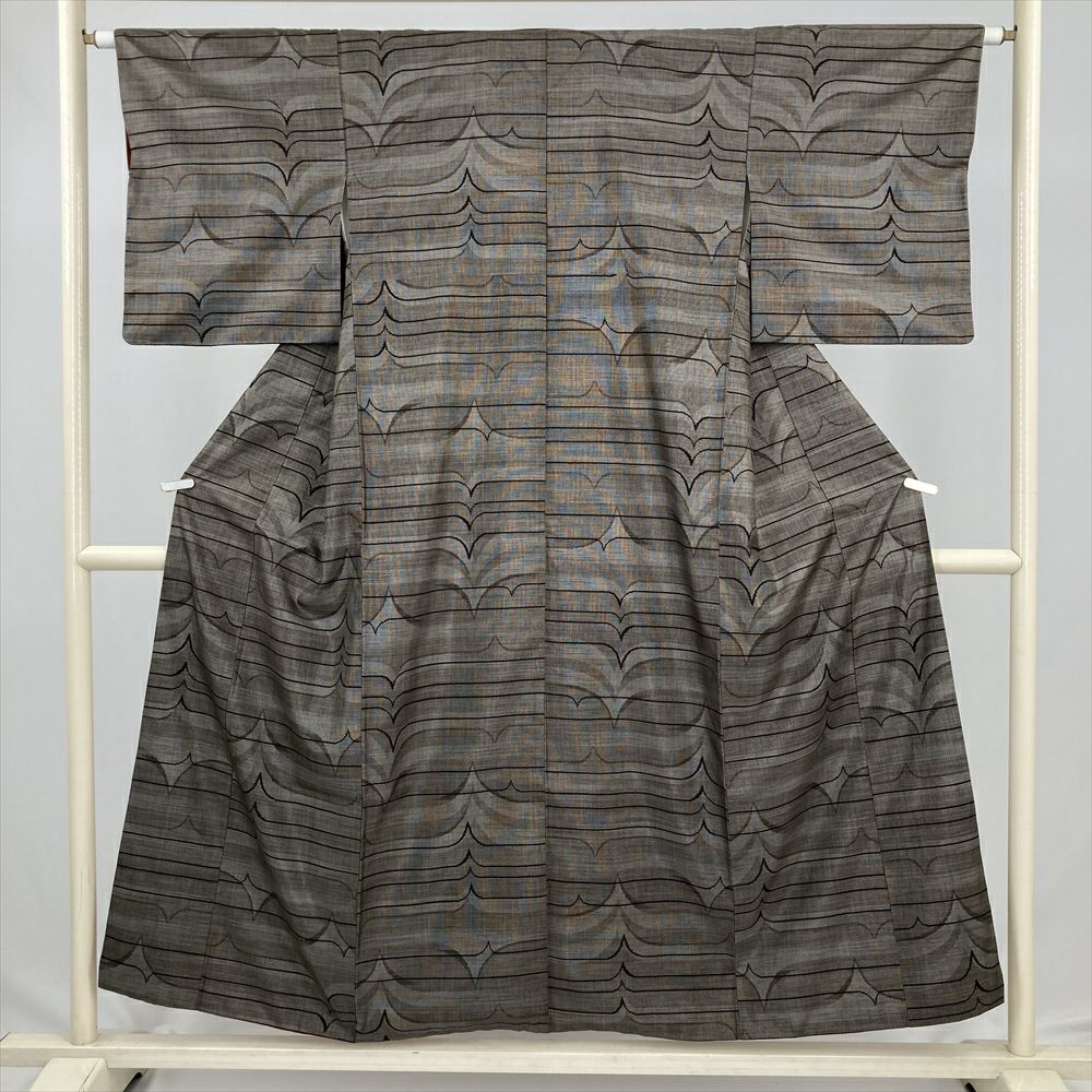 中古） 大島紬 藍 カジュアル 菱に花 袷 絹【身丈】155cm【裄丈】63.5cm