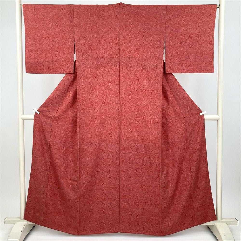 中古） 小紋 薄赤 カジュアル 蒔糊調 袷 絹 【身丈】154cm【裄丈】67cm