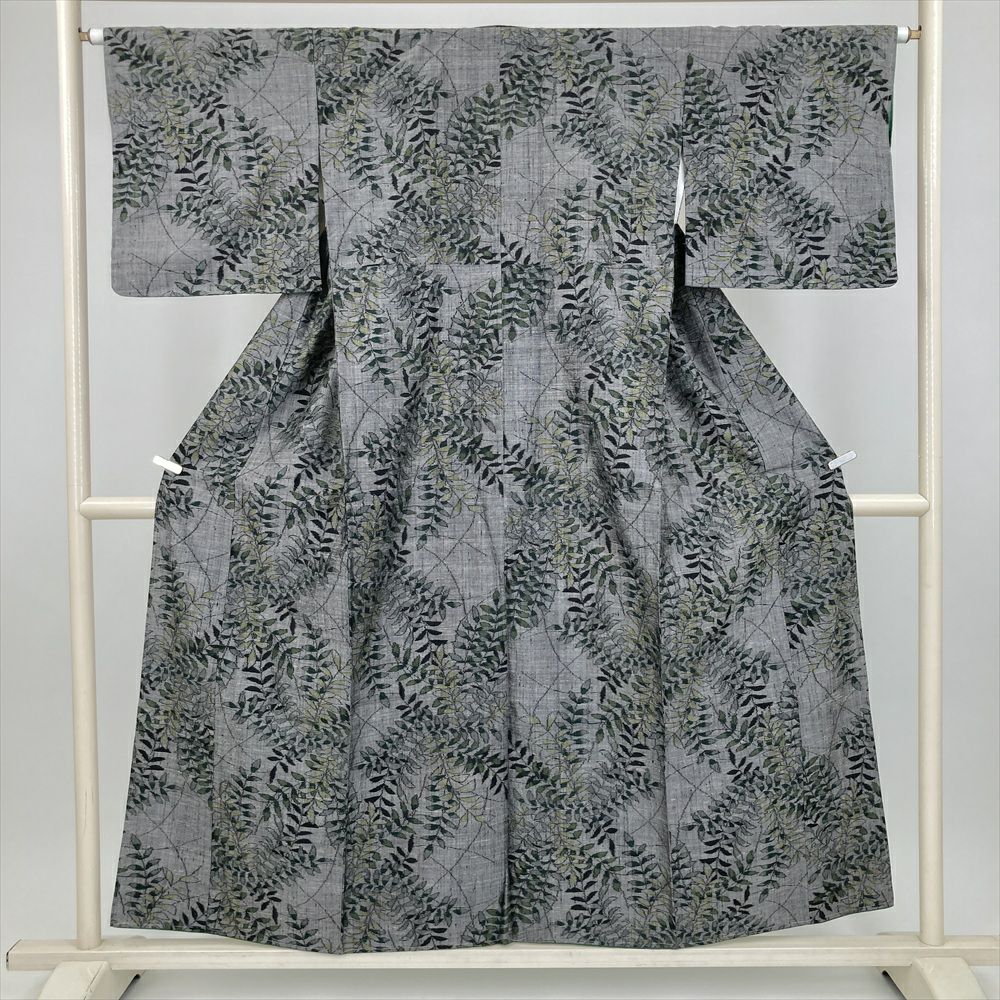 中古） 紬 グレー カジュアル 壺垂れ文 袷 絹【身丈】145.5cm【裄丈】63cm