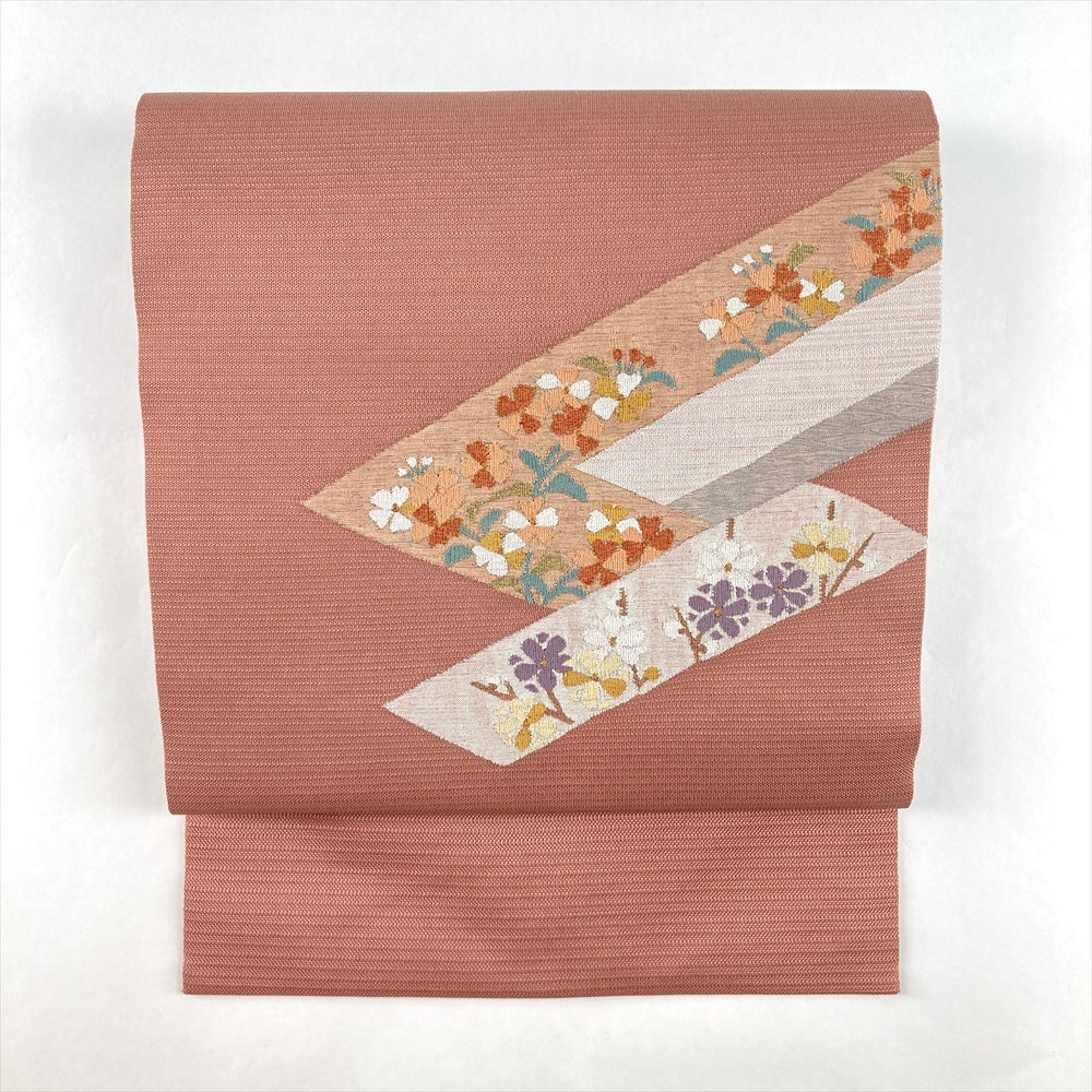 中古)名古屋帯 くすみピンク カジュアル 名古屋仕立て 織り 花 絹 中古)名古屋帯 くすみピンク カジュアル 名古屋仕立て 織り 花 絹