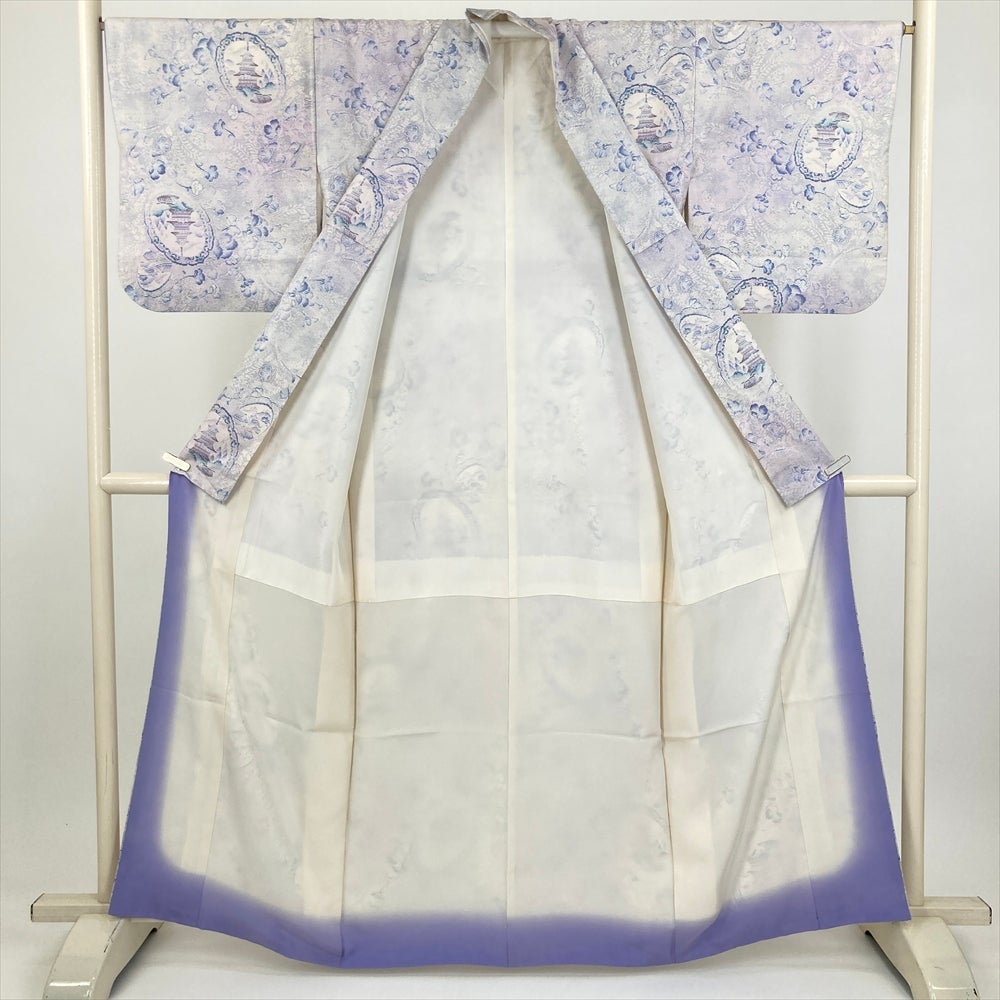 中古） 大島紬 白 カジュアル 寺 花文様 袷 絹 【身丈】157cm【裄丈】66cm