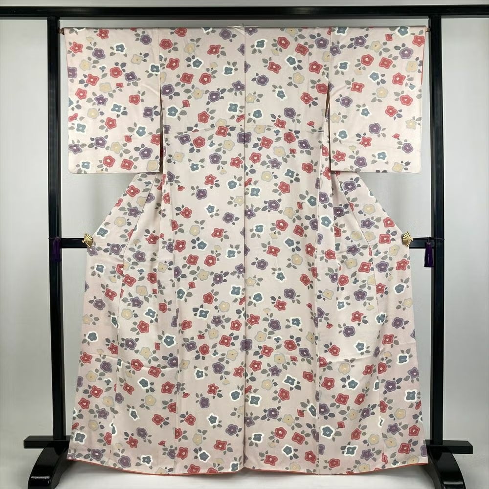 中古） 小紋 紺 カジュアル 蝶 花 袷 絹 【身丈】157cm【裄丈】68.5cm