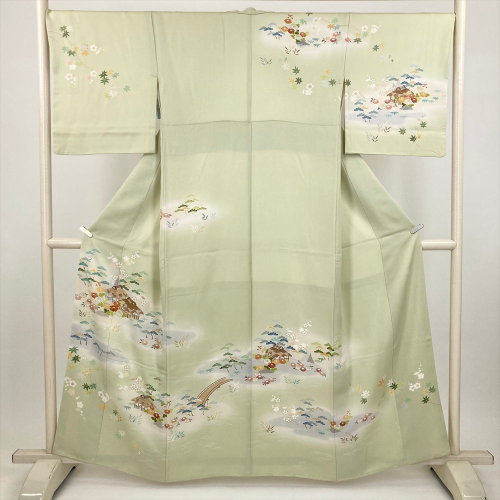 1000円引き! 明るい色の絹の刺繍訪問着。いま4800円。2月さらに500円引き4300円! 訪問着 じゅらく帝王紫 オリエンタル文様 手刺繍 訪問着 長襦袢セット